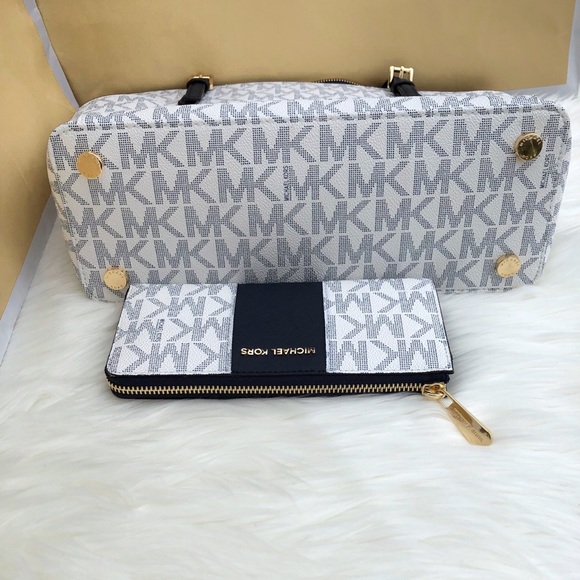 🆕 Matching Set 🎀 - Picture 5 of 7